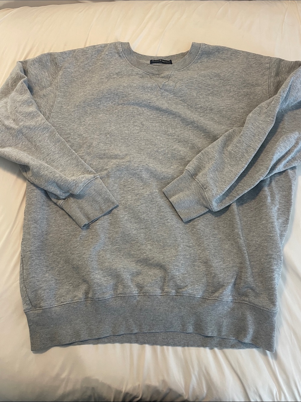 Brandy Melville Light Gray Crewneck Sweater
